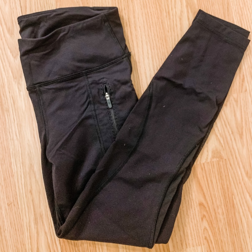 Lululemon Invigorate 7/8 Tights 25”